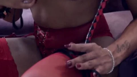 underware ladyboy nails