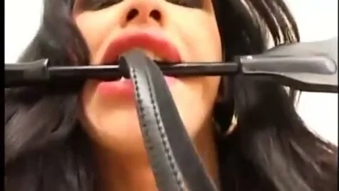 boy In A Dog-collar sucks Tcuties rod