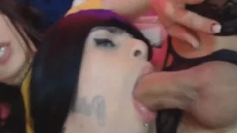 pretty playgirl sucking Her allies large dick