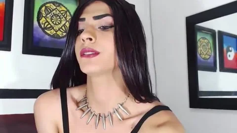 brunette hair Colombian gal Masturbate On web camera