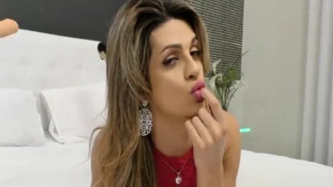 Sultry tgirl Janaina Carvalho disrobes And hammers Herself With A dildo