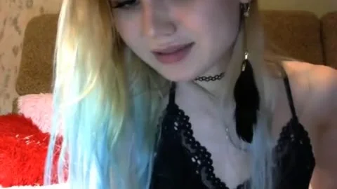 Blondelashes