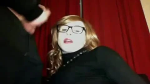 Crossdresser Wordt Hard Geneukt