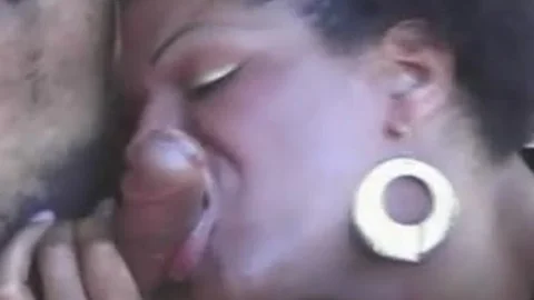 ebony tranny sucking cock In Tthellos chab Street