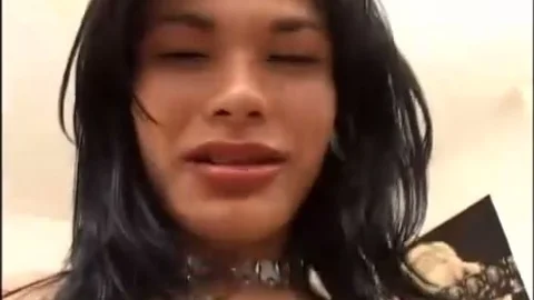 tranny receives A mouthful