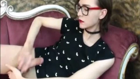 ladyman With Sensual Red Lips Cums