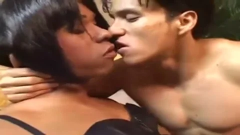 dilettante Sex episode With A ebony lady-man chowdyck