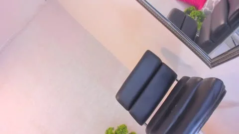 shemale large penis