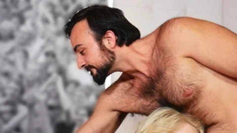 Trans Angels: Gracie Jane face fucking in the bath