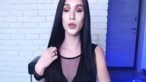 attractive dark cutie Face ladyboy On cam