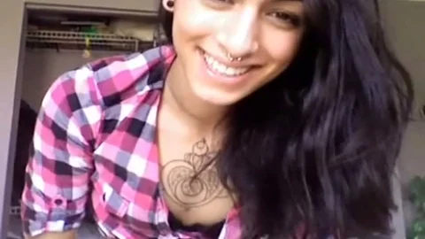 sweet  brunette  Webcam Sthellos chabmale,By blondelover.
