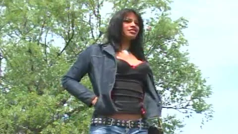 ladyboyâ€“009