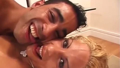 latin babe tranny gets Rammed On A bed