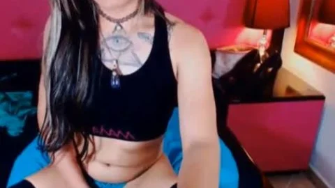 sleazy Solo tranny Plays On Her throbbing weenie
