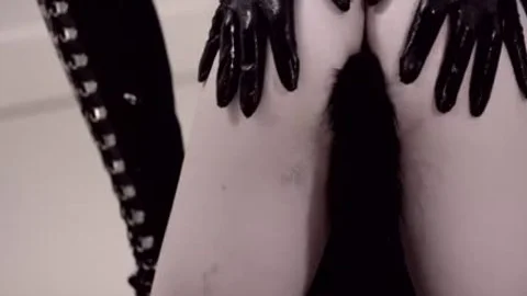 Bruna Venchy - yeah mistresse