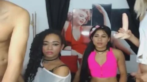 Trannys On Foursome blowjob And oral job