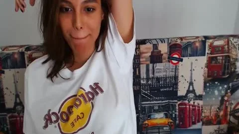 non-professional ladyboy Ts Enjoys Herlself In A Solo Masturbation