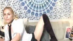 Amateur in lingerie masturbating on webcam