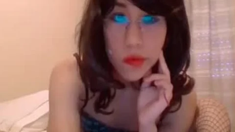 pretty asian Ladyboy 10-Pounder Play