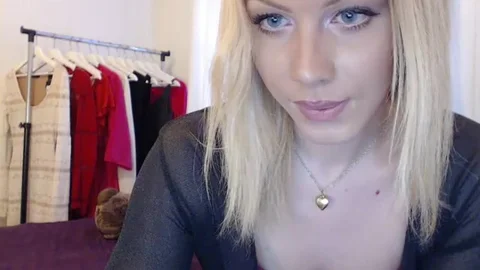blonde hottie 6