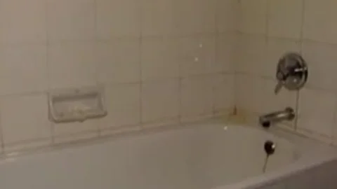Petite asian TS hooker Giving bj
