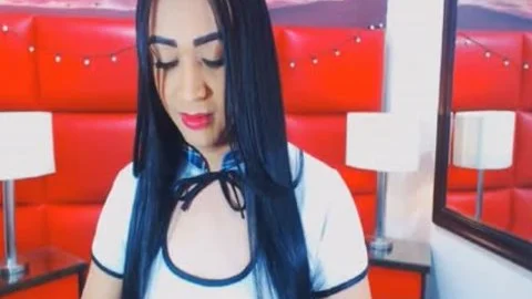 tranny Wanks Her Hard Stiffed 10-Pounder