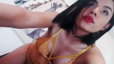 nasty latin chick Stroking