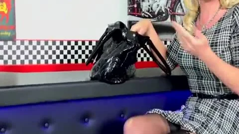 sexy UK Tilf Shows Off & Cums