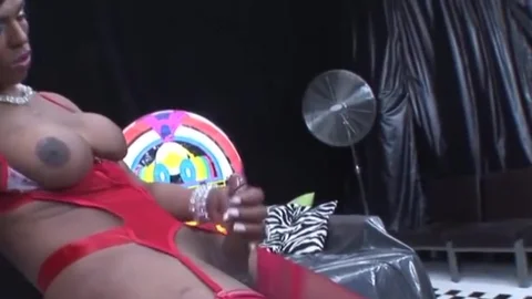 black Ladyboy In Underware Bonks Middle Daddy Lad In The Wazoo