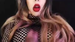 Hung Ladyboy webcam