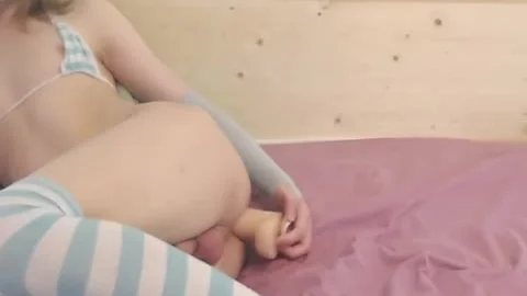 lascivious Skinny Trap Riding large vibrator And Cumming Handsfree