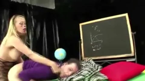lady-man t-girl banging His wild pooper