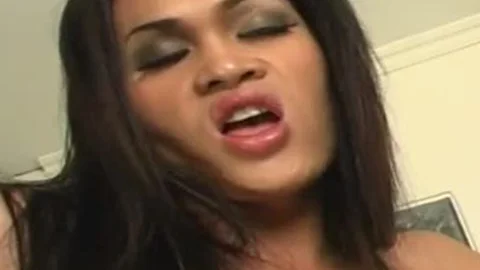 tight shelady Cop acquires A Facial