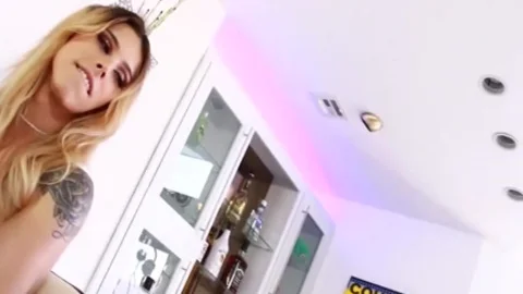 trannies Using toys For anal pleasure