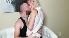 Alternative chick