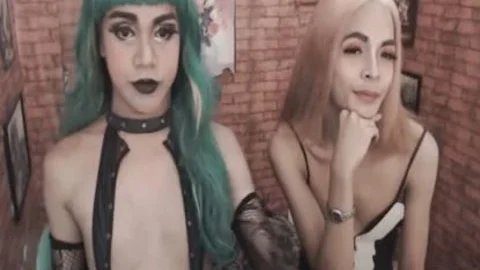 Two Exotic lady-teen Riding On vibrator