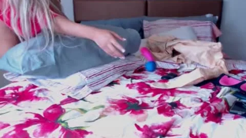 Xcherrycrushx Playing With A suck Up Doll