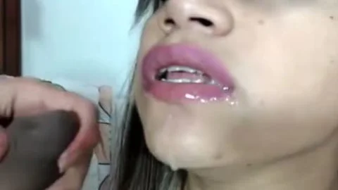 ladyman blows Monstercock Cums In face hole