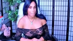 shelady amateur Solo large whoppers Masturbates In High Def