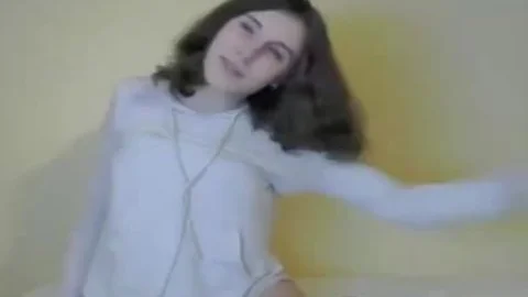Flat Chest tranny Shows On webcam