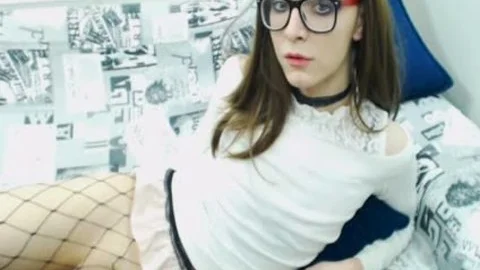 Nerdy non-professional sheboy