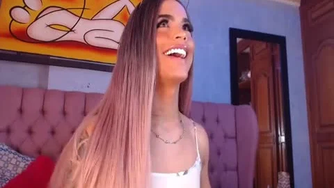 Victoria Cums