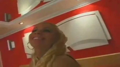 2 trannies In threesome action