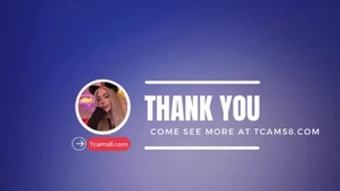 Seductive Tranny Fists Her Way to Orgasm