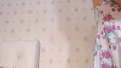 Hung lady-man Cums On Table
