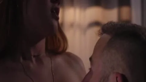 kinky shemale Daisy Taylor Sucks And Analed In The daybed
