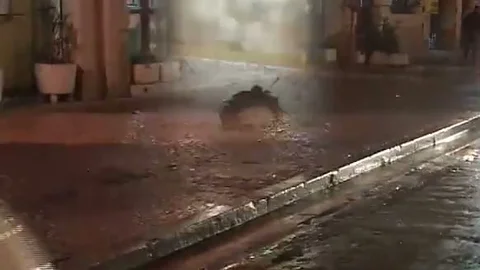 this babemale plowing In bathroomtub