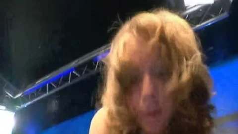 Receiving facial cum loads in company with european slut