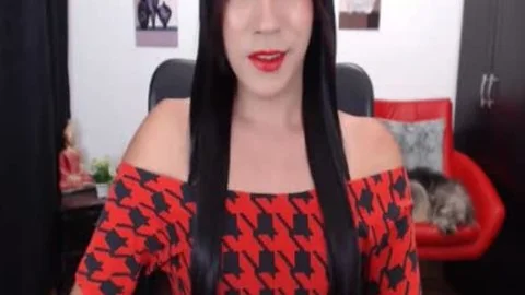 delicious shemale Wants A nice penis