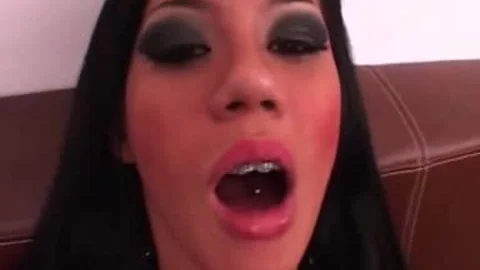 Emmy Amy Ladyboy fucked